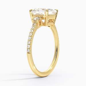 Bague de fiançailles en or jaune avec diamant taille Asscher, design trois pierres, diamant de laboratoire certifié IGI, bague de mariage pour femme - Product Image 2