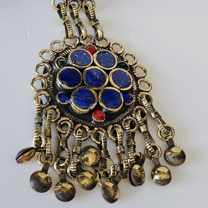 Venta Exclusiva en Línea, Juego de Joyería Afgana Kuchi Hecha a Mano con Metal Premium y Circonita, Collar y Aretes - Product Image 5