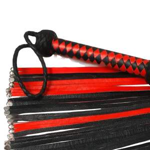 Látigo de Cuero Suave para Principiantes con Diseño Ligero y Equilibrado - Product Image 2