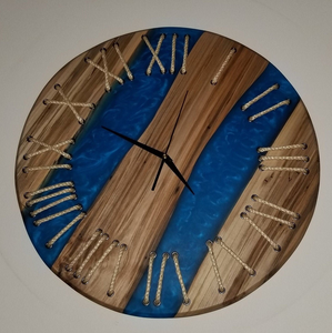 Horloge murale en bois et résine, pièce de qualité supérieure, fabrication d'horloges en résine époxy jaune et en bois, prix le plus bas - Product Image 5