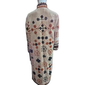 Veste universitaire pour femme en velours bohème Suzani, écologique, faite à la main, broderie florale, longueur normale, col montant, doublure en coton - Product Image 1