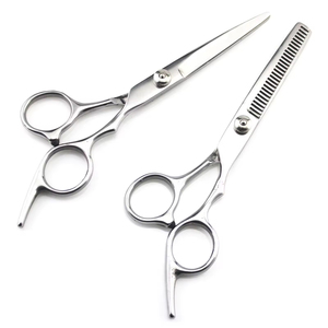 กรรไกรตัดผม J2 Japan Steel ใบมีดไทเทเนียมเคลือบญี่ปุ่น ด้ามจับเซรามิก สำหรับซอยผมและใช้ในร้านเสริมสวย - Product Image 2