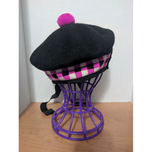 Chapeau Balmoral en laine pure écossaise rose, blanc et noir, vente en gros - Product Image 1