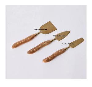 Ensemble de couverts multifonctionnels en bois de style américain vintage, avec manche design, couteau, fourchette, cuillère à salade, personnalisable, écologique - Product Image 1