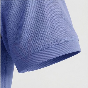 เสื้อโปโลผู้ชายสีฟ้าอ่อน แขนสั้น ผ้าปิเก้ สวมใส่สบาย ระบายอากาศได้ดี ทรงปกติ ดีไซน์ถักแบบเรียบ - Product Image 6