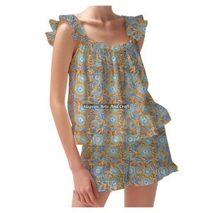 Ensembles de pyjama en coton à la mode bohème-Chemise en coton Printemps/Été Ensemble de pyjama à bretelles ajustées à volants et à fleurs - Product Image 1