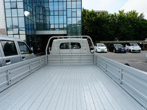 Nuovo Camion Leggero Ibrido a Energia Pulita, Autonomia 900 km, Capacità di Carico 2.500 kg, Coppia Massima 500 Nm, Emissioni Euro 1 <150 CV - Product Image 2