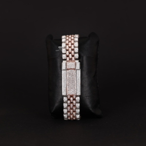 นาฬิกาข้อมือหรูหราประดับเพชร หน้าปัดสีน้ำตาล โทนสีขาวโรสโกลด์ ระบบควอตซ์ ตัวเรือนสแตนเลสสตีลแบบฝังเพชรเต็มเรือน สไตล์ฮิปฮอป นาฬิกาแบบสั่งทำพิเศษ - Product Image 4