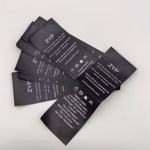 Etiquetas Tejidas Personalizadas de Lujo Ecológicas de Corte Recto, Etiquetas de Satén Negro para Prendas, Etiquetas de Marca de Ropa de Calidad, Diseño de Logotipo Personalizado para Camisas - Product Image 4