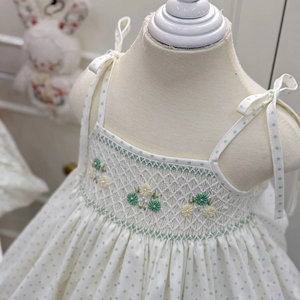 Vestido de Bebé Niña de Primera Calidad, Algodón Floral, Bordado a Mano, Suave, Informal, Vietnam OEM - Product Image 1