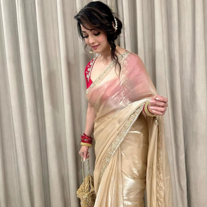 Sari de Seda de Diseño Indio Bollywood para Bodas y Fiestas, con un Look Real y Atractivo, Última Moda en Ropa India para Mujer - Product Image 1