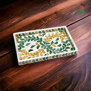 Bandejas Decorativas de Mármol Nhat Minh, Juego de 4 Piezas, Rectangulares, con Diseño Floral y de Plantas, Estilo Tradicional - Product Image 6
