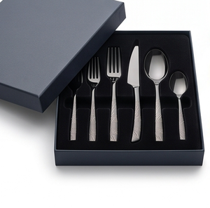 Juego de Cubiertos Negros Premium con Diseño Floral, Acabado Espejo, Mango Largo, Cubiertos Duraderos para Cena de Boda - Product Image 6