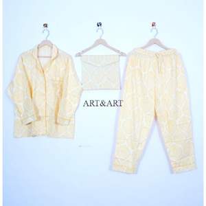 Conjunto de pijama para mujer a la moda con estampado floral, top de manga larga y pantalones largos, suave y transpirable para dormir. - Product Image 6