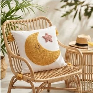 Hot Sale Cotton <b>Throw</b> <b>Pillow</b> With Tufted Moon And Star Design Square Decorative Cushion With Tassels Novelty Style - Product Image 6