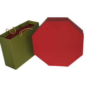 Boîte-cadeau pliable de luxe recyclable personnalisée papier de carton stratification brillante rigide rigide haut de gamme portabilité pliante pour cadeau - Product Image 2