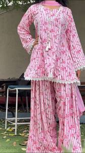 Pink Floral Striped Digital Print Cotton <b>Kurta</b> Pant Set <b>Women</b> Loose Fit Casual Summer Wear India Pakistan Style Ankle Length - Product Image 2