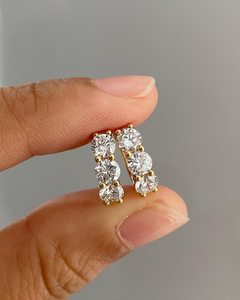 Pendientes de Aro con Tres Diamantes Redondos de 1.01CT, Cultivados en Laboratorio, Brillantes, Oro Sólido de 14K, Joyería Sorpresa para Regalo de Boda para Mujer - Product Image 3