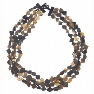 สร้อยคอฮอร์นแฟชั่นชาติพันธุ์ที่มีรายละเอียดงานฝีมือแบบดั้งเดิมเหมาะสำหรับเครื่องประดับทางวัฒนธรรมและการแสดงแฟชั่นศิลปะ - Product Image 4