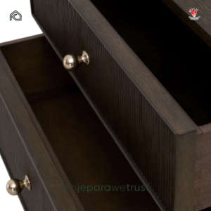Mesita de Noche Clásica Americana de Madera Maciza con 2 Cajones y Acabado Acanalado, con Tiradores de Latón, Mueble de Dormitorio de Lujo - Product Image 6
