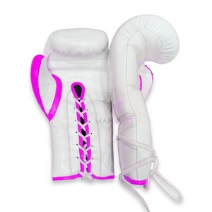 Gants de boxe professionnels RTS en cuir de vachette blanc, lacés, respirants et légers pour l'entraînement de boxe et le frappeur de sacs de frappe. - Product Image 3