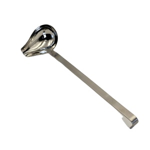 ไอเดียสินค้าใหม่ สำหรับบ้านและครัว ทัพพีตักซุปสแตนเลส ด้ามยาว ขัดเงาแบบกระจก พร้อมที่ตักเส้นพาสต้าแบบมีร่อง - Product Image 1