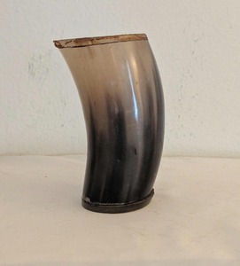 Verres à shot Viking personnalisés en corne de buffle naturelle gravée, polis, écologiques, faits à la main, pour Noël, bière, miad, amour - Product Image 4