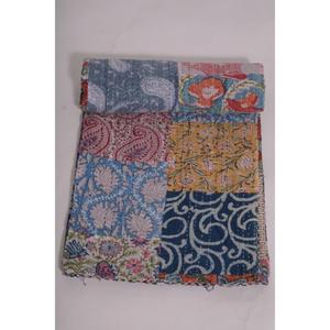 Couverture Kantha Imprimée Faite à la Main, Motif Floral Indien, en Coton Lavable, Écologique, Style Bohème Vintage, Couvre-lit Réversible pour la Maison - Product Image 3