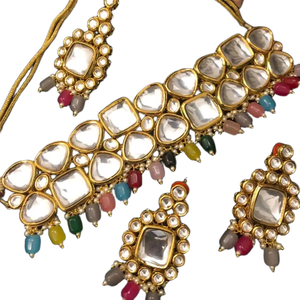 Collar choker de lujo con filigrana de oro afgano, con detalles de piedras de esmeralda verde y rubí, y perlas blancas. - Product Image 2