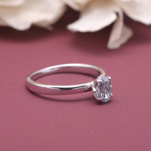 Bague en diamant cultivé en laboratoire certifié IGI, argent sterling 925 massif, coupe ovale bleue, bague de fiançailles solitaire pour femmes - Product Image 2