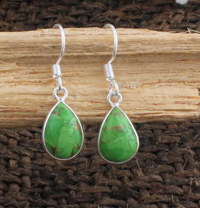 Pendientes Colgantes Hechos a Mano de Plata de Ley 925 con Cobre Verde Natural y Piedra Lunar Arcoíris para Boda, Aniversario o Fiesta - Product Image 4
