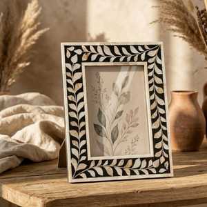 Cadre photo artisanal en nacre avec incrustation, forme et taille personnalisables, design imprimé, support photo décoratif haut de gamme - Product Image 6