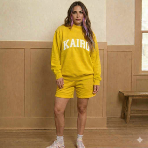 Elegante Conjunto Corto de Invierno para Mujer, Cuello Alto, Felpa Cálida, Dos Piezas, Cómodo y Estiloso para el Uso Diario en la Temporada de Frío - Product Image 1