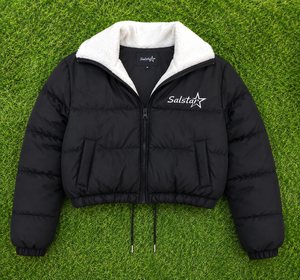 Blouson court matelassé noir pour femme avec capuche en sherpa, doudoune matelassée personnalisée pour l'hiver, manteau court matelassé pour femme OEM/ODM - Product Image 6