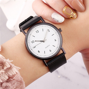 Fashion Quartz Watch, Silicone/alloy Strap and Thin Luminous Pointer Display for Women's <b>Light</b> Luxury Business Watch - Product Image 2