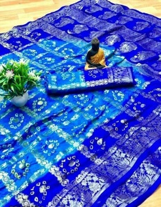 ผ้าไหมทาฟต้าพิมพ์ลายมือแบบ Bandhani Gharchola - Product Image 4