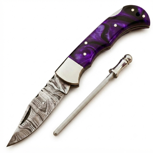 มีดพับเหล็กดามัสกัสคุณภาพสูง Custom DAMASCUS ARTS TRADING พร้อมด้ามเรซิ่น สำหรับการล่าสัตว์และการตั้งแคมป์ รับประกัน 3 ปี - Product Image 1