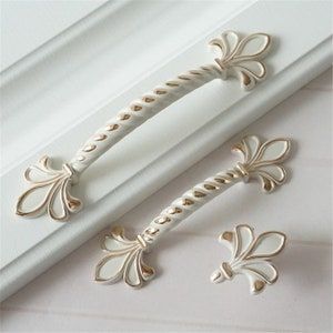 White Kitchen Cabinet Handles Drawer Knobs Wardrobe Cupboard Door Bedroom Hotel - Product Image 3