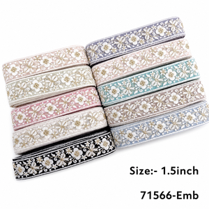 Cinta Decorativa Bordada Floral Ecológica de Encaje de 2 Pulgadas Gris Blanco Dorado para Vestidos, Saris y Manualidades - Product Image 1