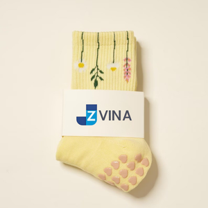 Wholesale ODM <b>Custom</b> Ankle Ballet Gym Yoga Sports <b>Socks</b> with Non-Slip <b>Grip</b> Logo Jacquard Breathable Eco-Friendly <b>Socks</b> - Product Image 1