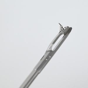 ชุดเครื่องมือผ่าตัดข้อแบบส่องกล้องพร้อมอุปกรณ์ร้อยไหม ทำจากสแตนเลสสตีล ใช้งานด้วยมือ นำกลับมาใช้ใหม่ได้ โดย Hosanna Surgical - Product Image 2