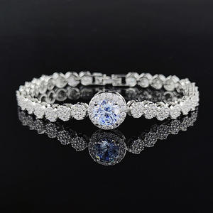 RAMDUT IMPEX - Elegante Brazalete de Diamantes Cultivados en Laboratorio, Corte Princesa, Blancos, Certificados por IGI, Oro de 14k, Estilo Hiphop, 17 cm, para Mujer - Product Image 3