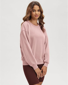 Sudadera con Capucha Negra, Estilo Urbano, de Tela No Tejida, Transpirable y de Secado Rápido, con Mangas Lisas y Logotipo Frontal, para un Look Atrevido de Invierno - Product Image 4