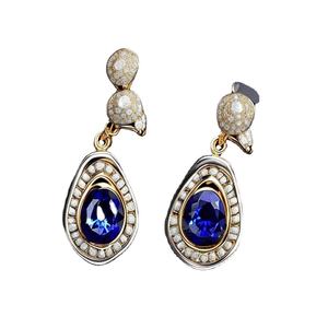 French News Boucles d'oreilles colorées élégantes de niche féminine en argent sterling 925 pour femmes et filles - Product Image 1