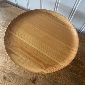 Soporte para Pastel de Madera de Acacia Hecho a Mano con Elegante Pedestal, Soporte Rústico de Madera para Servir, Decoración del Hogar y Exhibición en la Cocina - Product Image 4