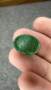 Esmeralda Zambiana Natural Certificada por GIA de 12.42 Ct, Corte Ovalado, Color Verde, Gema Suelta, Jai Narayan Gems Modelo 1334, Esmeralda Genuina Fina - Product Image 4
