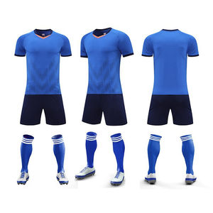 Tenues de football personnalisées unisexes, manches courtes, grande taille, maillots de football respirants à séchage rapide, ensemble complet pour l'entraînement et les matchs - Product Image 2
