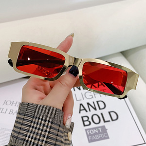 New Steel-Plated Metal <b>Square</b> <b>Sunglasses</b> Instagram Street Style Influencer-Approved Premium Texture for Stylish UV Protection - Product Image 5