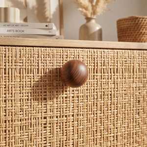 Ensemble de 3 boules décoratives rondes en bois d'acacia avec corde, ornements suspendus pour la décoration de Noël, décoration de la maison, centre de table - Product Image 5