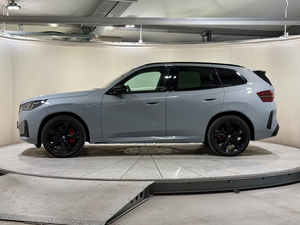 BMW X3 M50 xDrive Pro 2024 – SUV à transmission intégrale avec ACC, 360 °   Caméra, HUD et attelage de remorquage - Product Image 4
